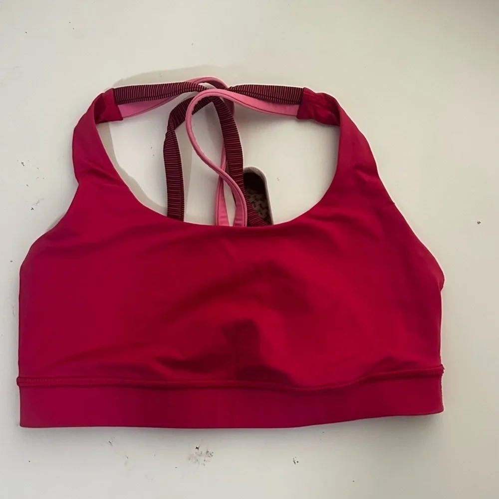 Lululemon hot pink sports bra